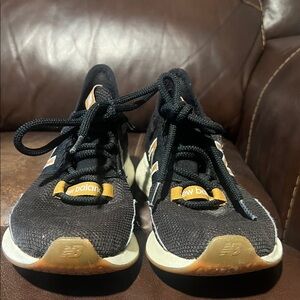 New Balance Black Sneakers Sleek Durable Design